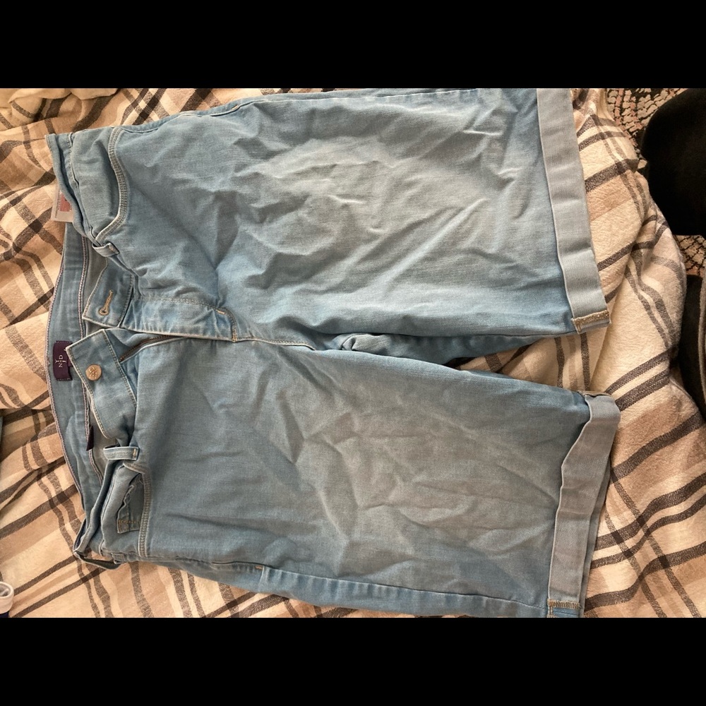 NYDJ cuff shorts size 16
